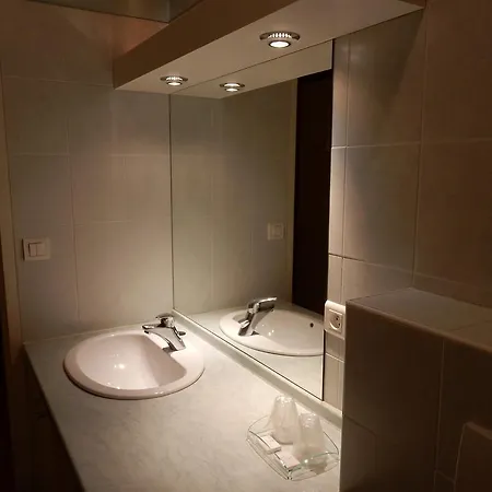 Le Gardy Hotel